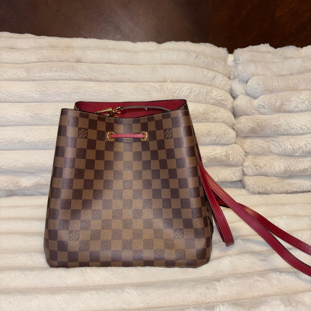 Louis Vuitton Damier Ebene Neonoe MM Cherry berry bag